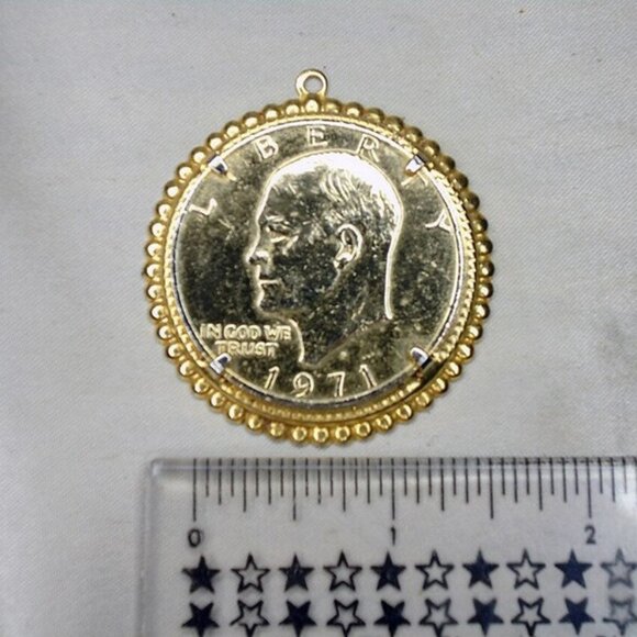 Vintage Eisenhower Dollar Coin Pendant, Friendly Eagle, 1971 - Picture 3 of 11